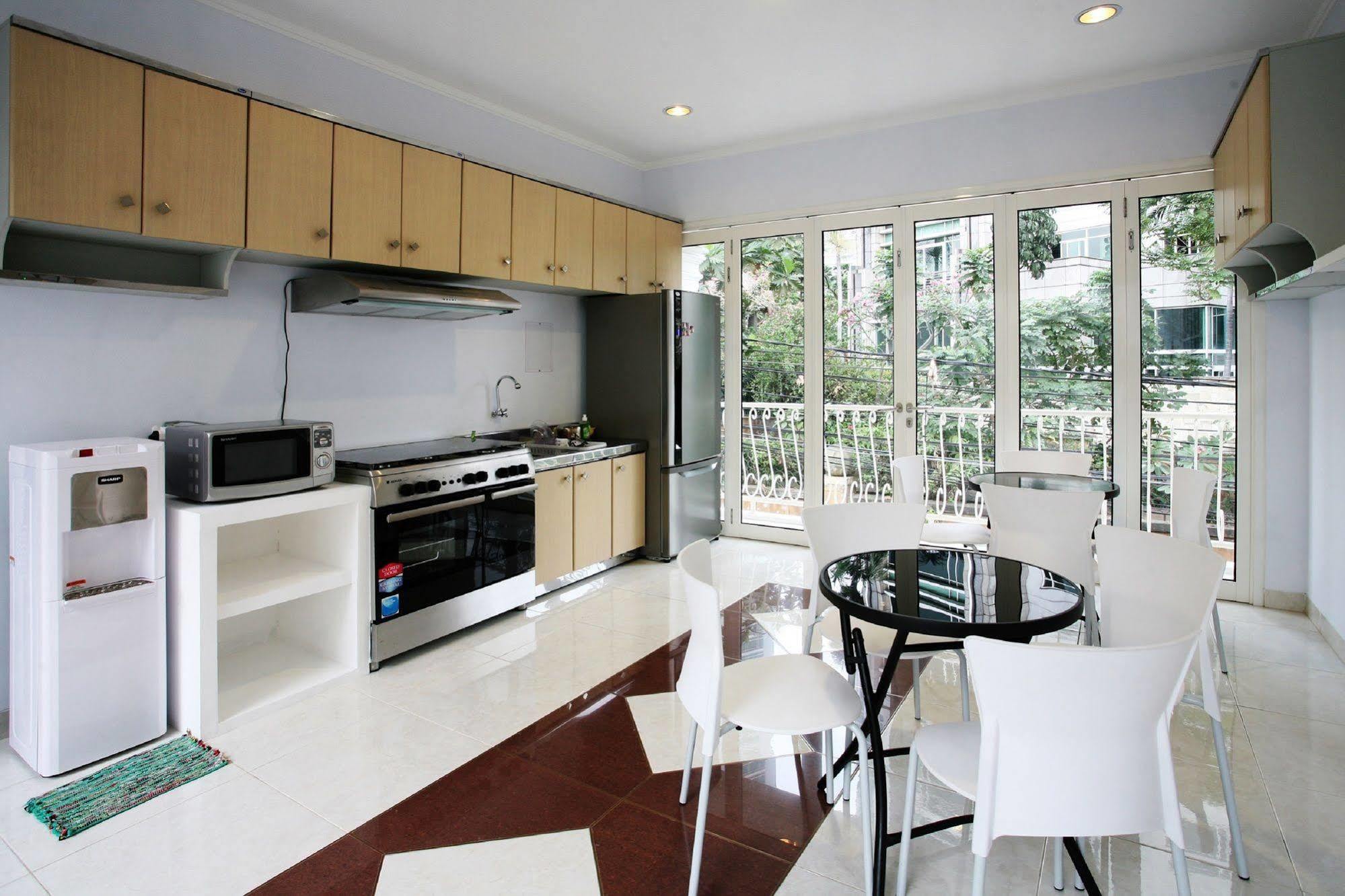 מלון ג'קרטה Sun Rise House מראה חיצוני תמונה